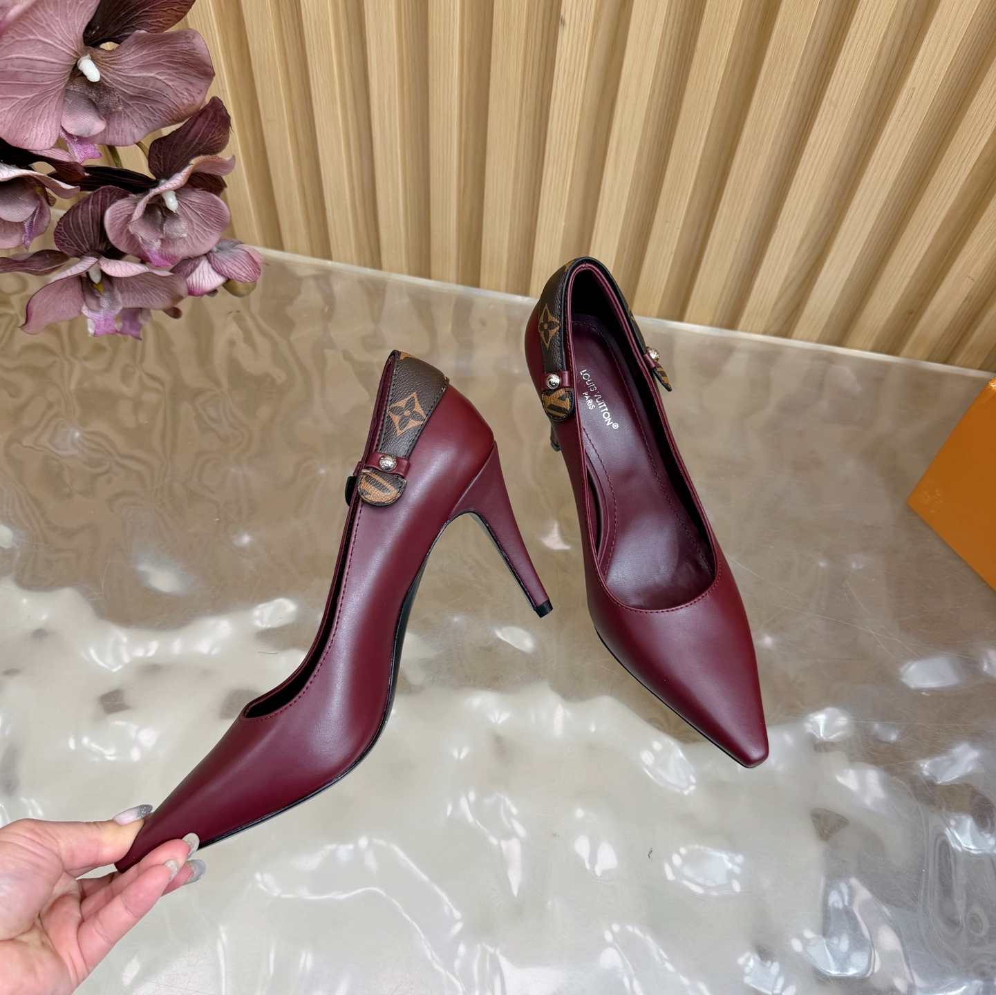 Women's high heels